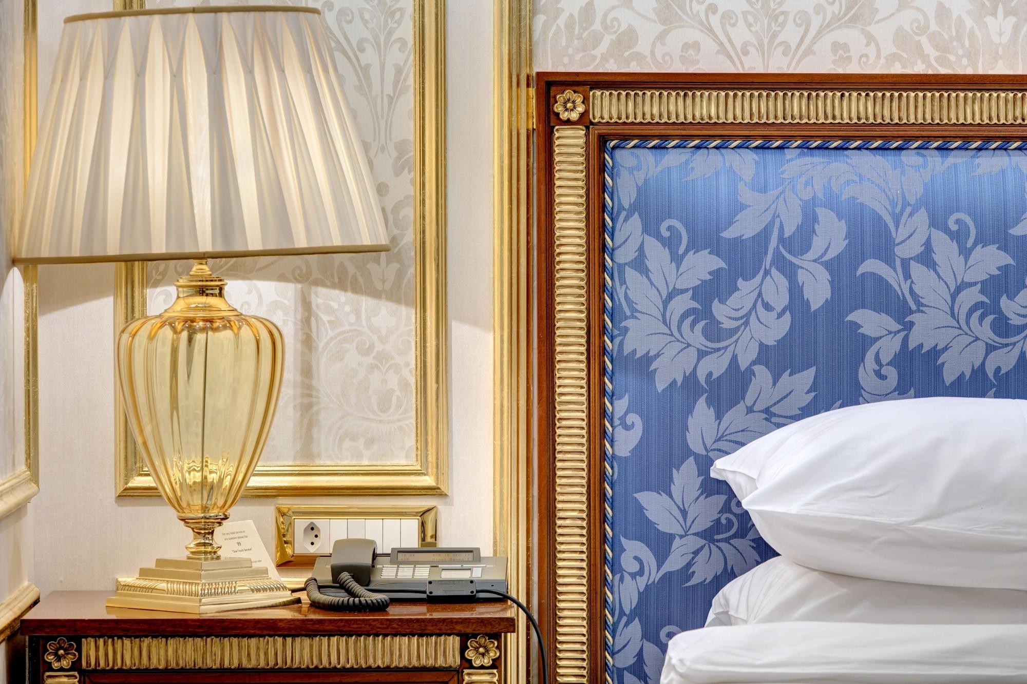 Hotel Flueela Davos - The Unbound Collection By Hyatt Bagian luar foto