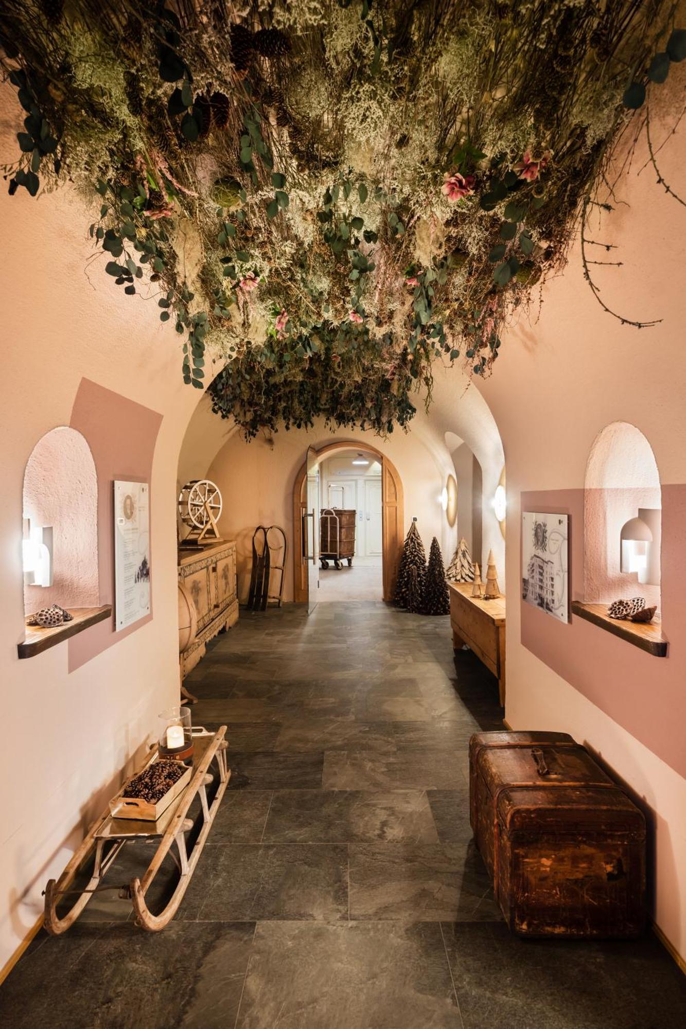 Hotel Flueela Davos - The Unbound Collection By Hyatt Bagian luar foto