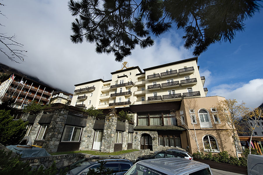 Hotel Flueela Davos - The Unbound Collection By Hyatt Bagian luar foto